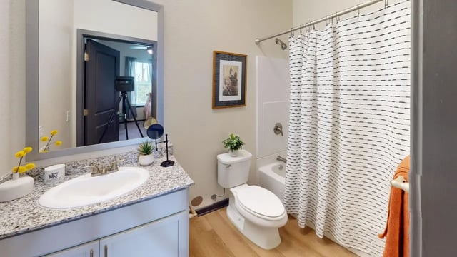 proh-Bathroom-1