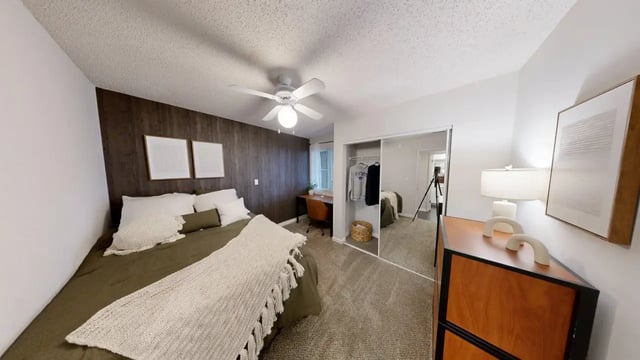 proth-Bedroom-1
