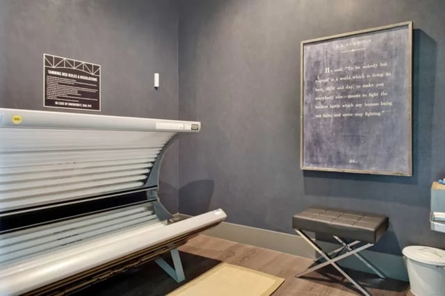 pro-Tanning Bed