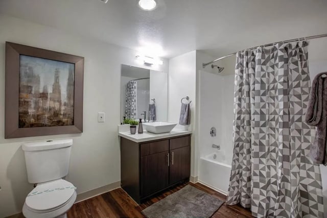 proale-bathroom