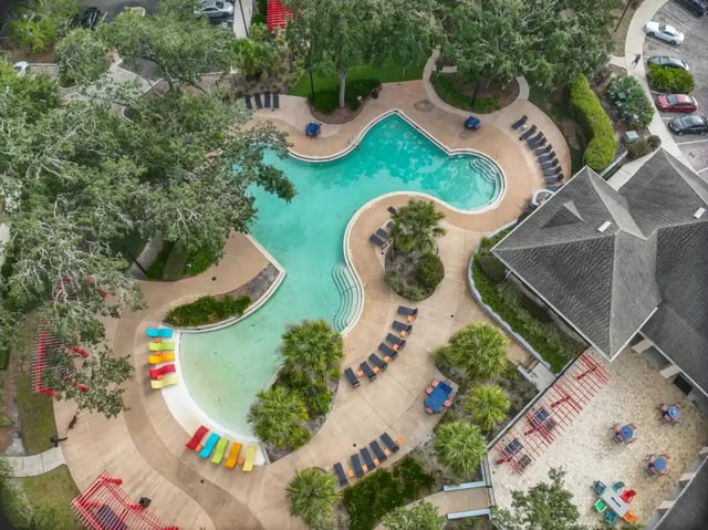 proille-Pool-01