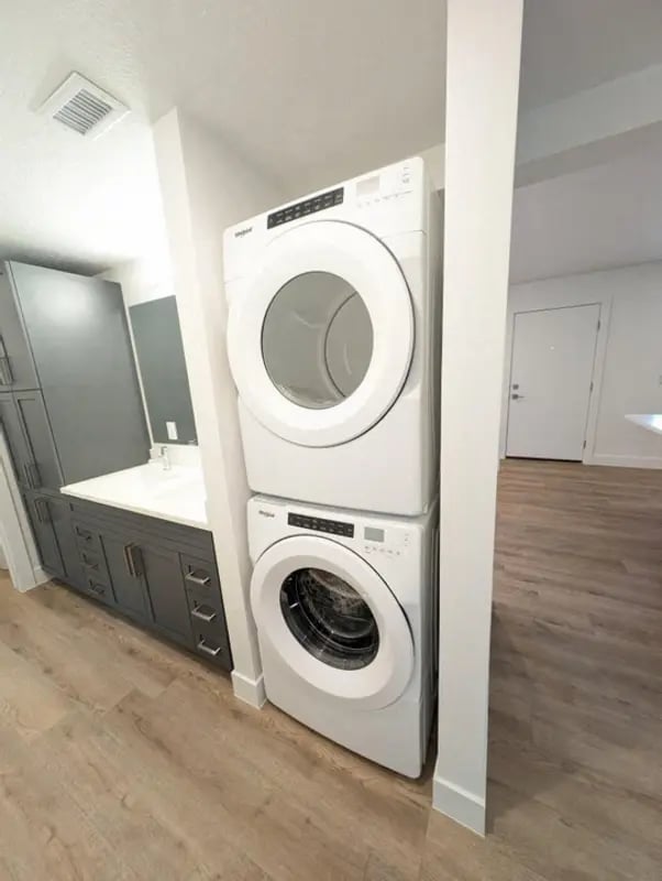 pro1032369893 1