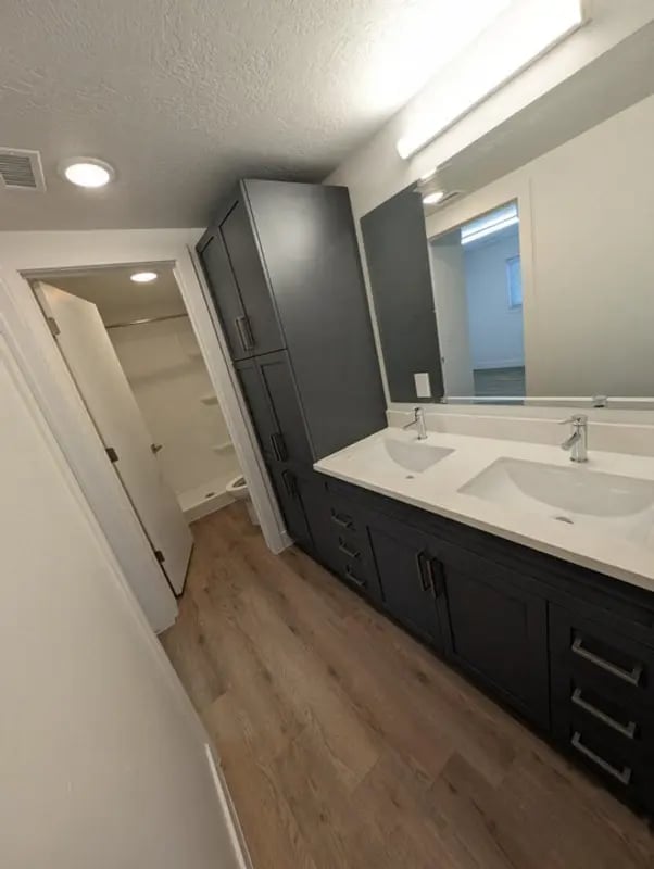 pro1032369894 1