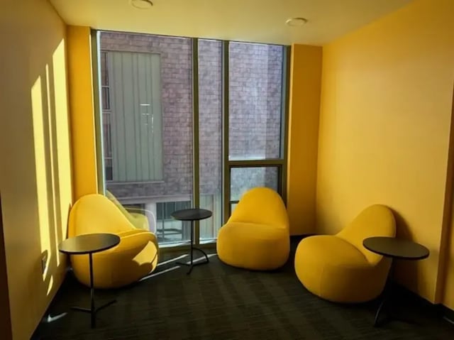 proC-Lounge-pic