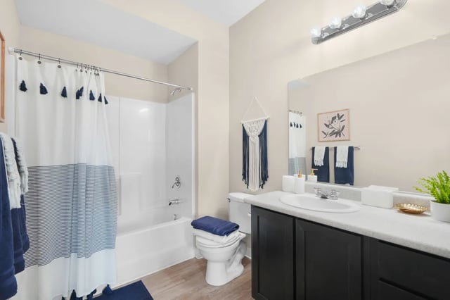 pro4-Bathroom-4