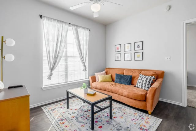 pro-living-room