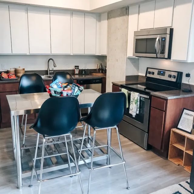 prollery-apt-23