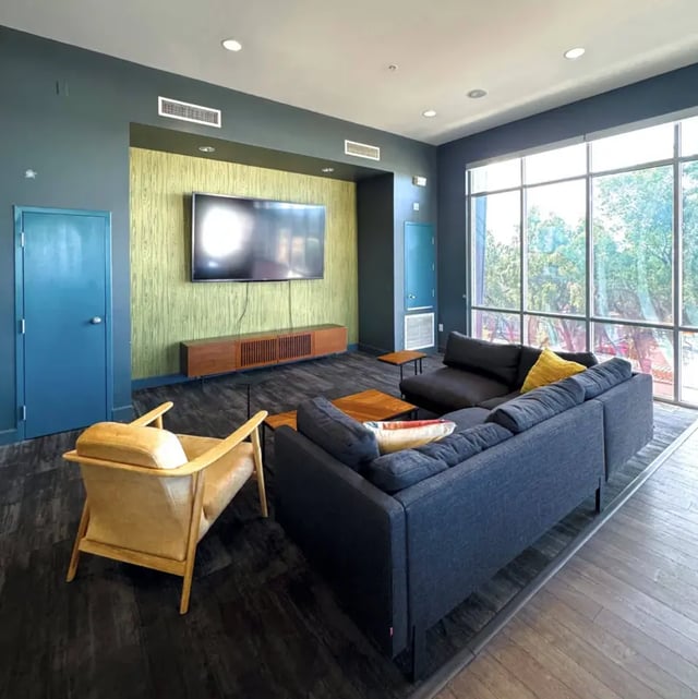 proounge-scaled