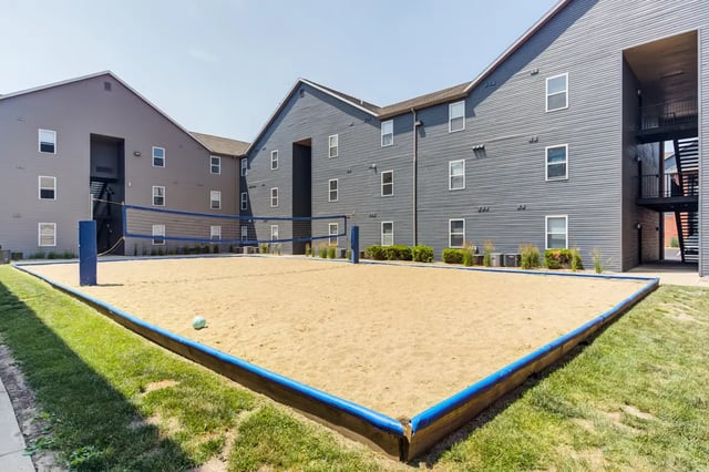 proeyball-court