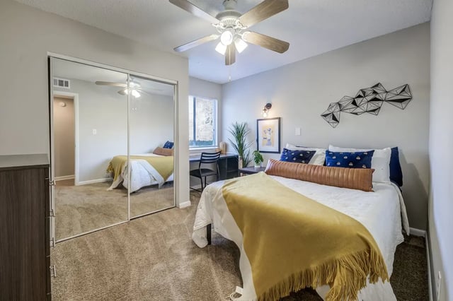 proe-fl-bedroom