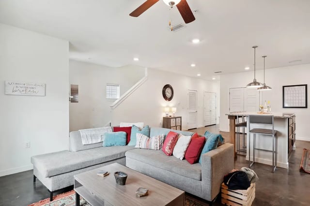 pro-living-room