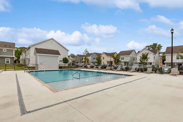 prol-36608-pool