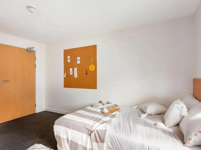 proic-ensuite-2