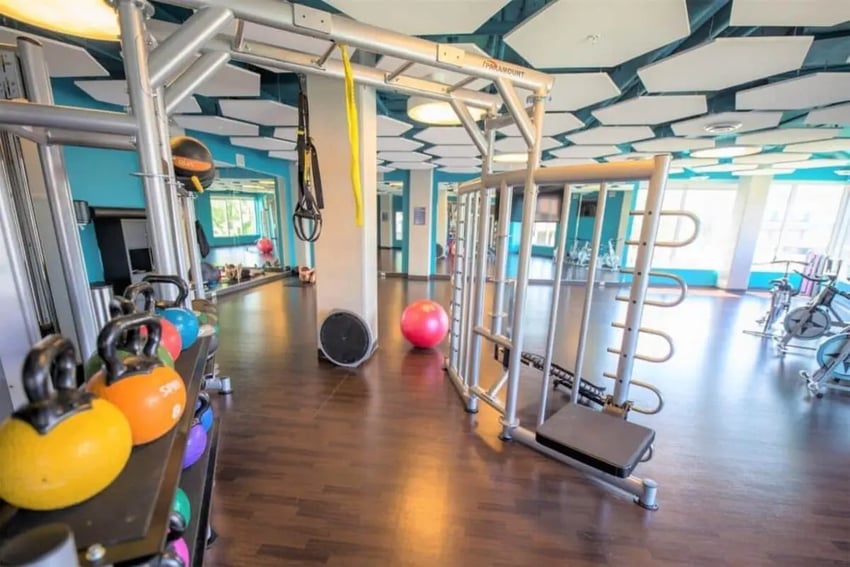 Kettlebells exercise equipment pink ball gym at The Bridges Dinkytown in Minneapolis Student Accommodation