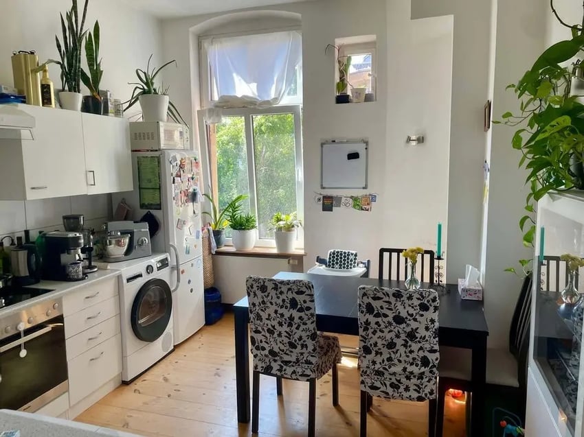 Kitchen with dining area and appliances kitchen at Apartment in Wallstraße, Berlin for 100 m² in Berlin Student Accommodation