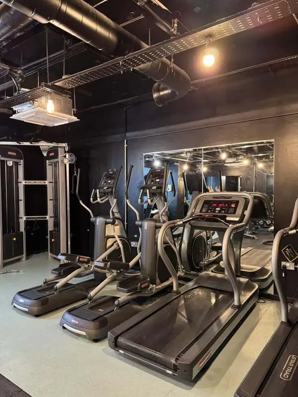 Treadmills and ellipticals gym equipment gym at The Plaza in Leeds Student Accommodation