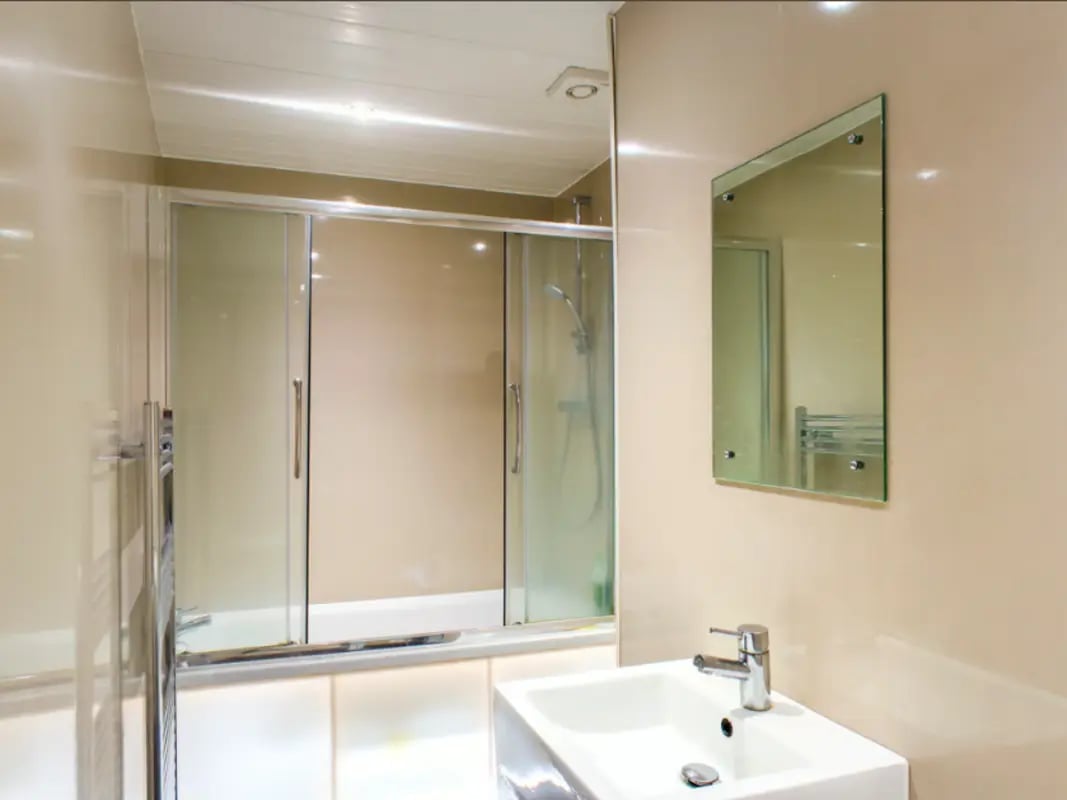 Shower sink and mirror bathroom at 21 Queen Anne Street in Stoke-On-Trent Student Accommodation