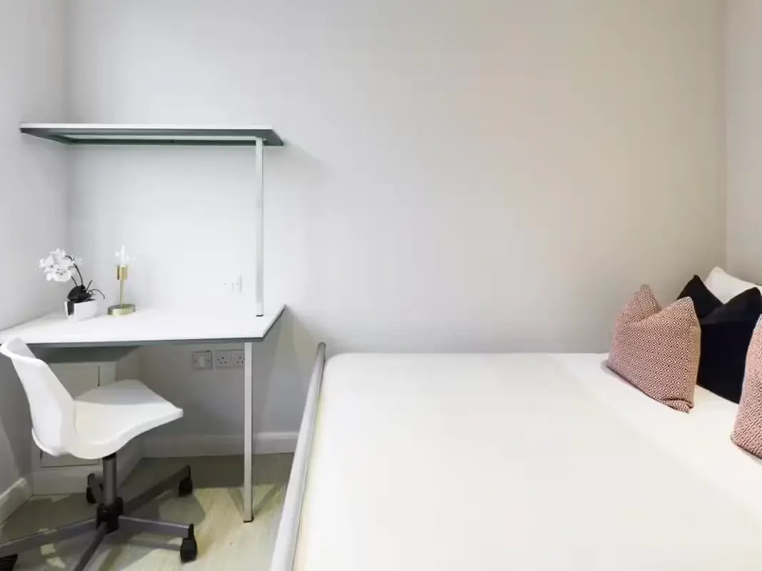 Desk chair lamp and bed bedroom at 31 Guildford Street in Stoke-On-Trent Student Accommodation