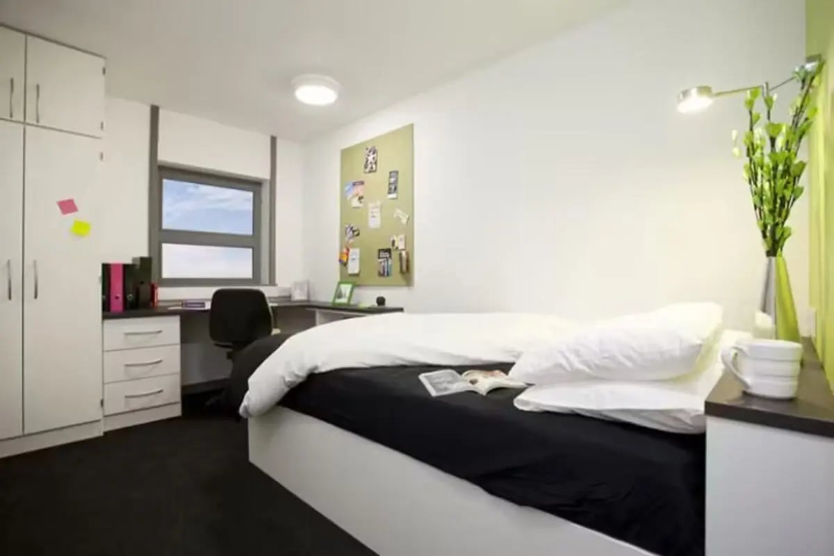 Bed desk wardrobe and window bedroom at Russell View in Nottingham Student Accommodation