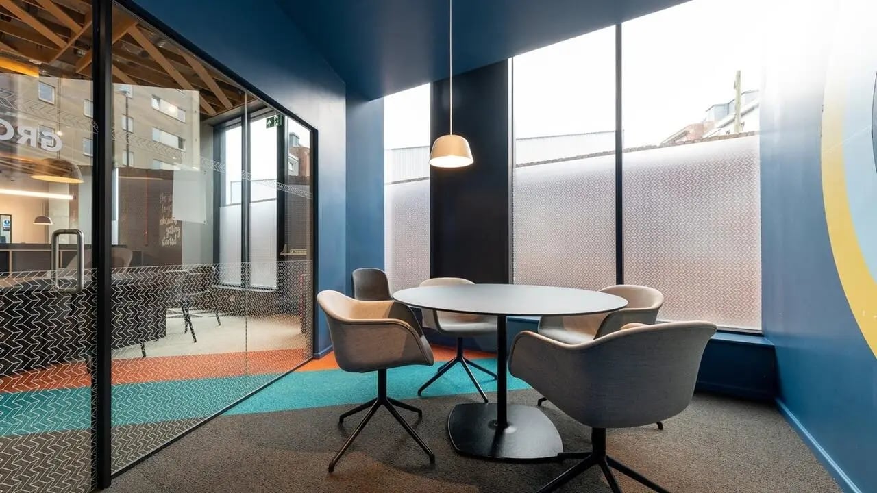 Round table with four chairs meeting area at Collegiate Bagot Street in Birmingham Student Accommodation