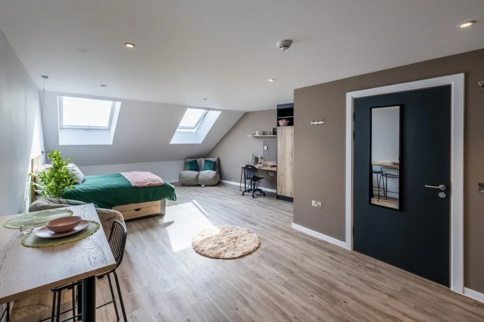 Bed desk chair and skylights studio at Murieston Crescent - Edinburgh in Edinburgh Student Accommodation