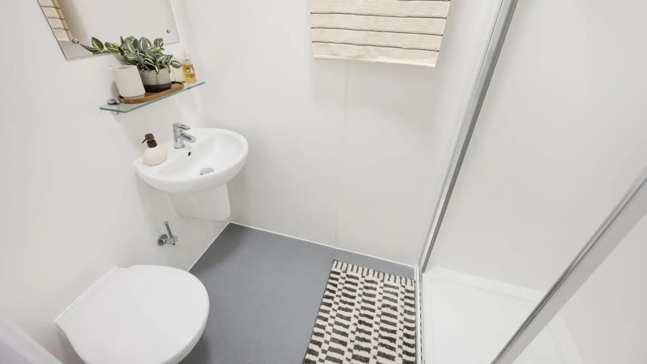 Sink toilet and shower ensuite bathroom at St Vincent Studios in Glasgow Student Accommodation