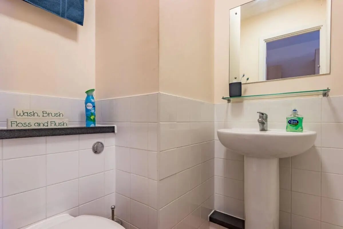 Sink toilet and mirror bathroom at Chambers 51 in Wolverhampton Student Accommodation
