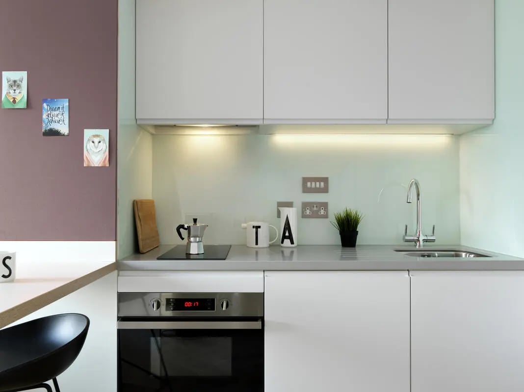 Modern kitchen with Moka pot sink and oven kitchen at Student Castle Bath in Bath Student Accommodation