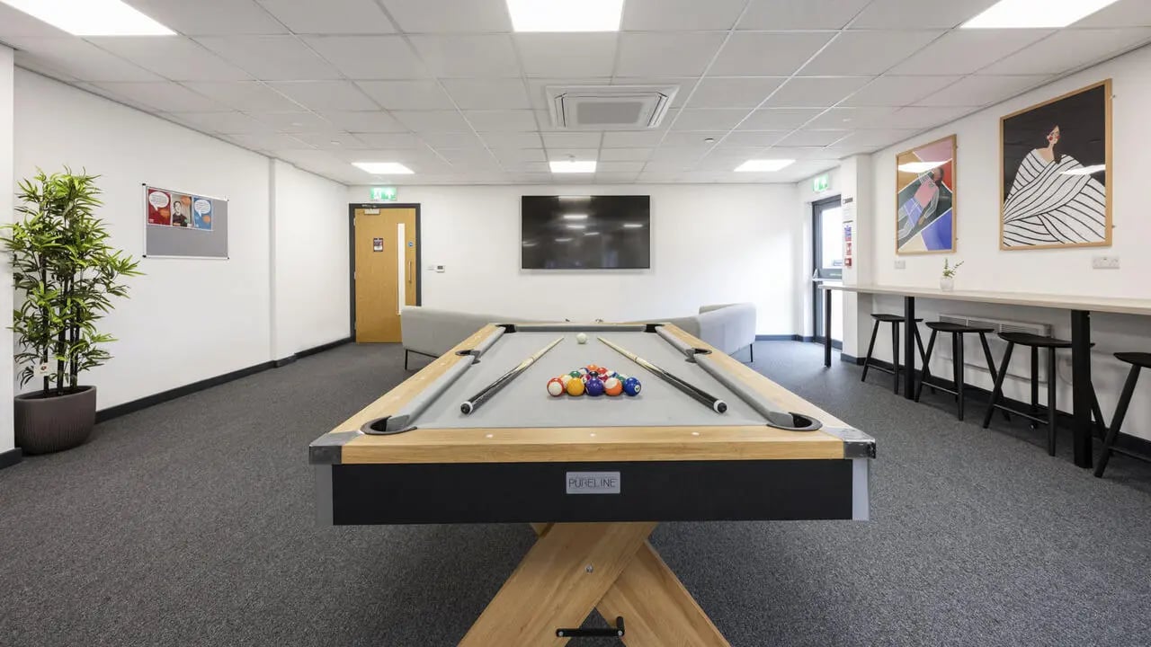 pros-pool-table