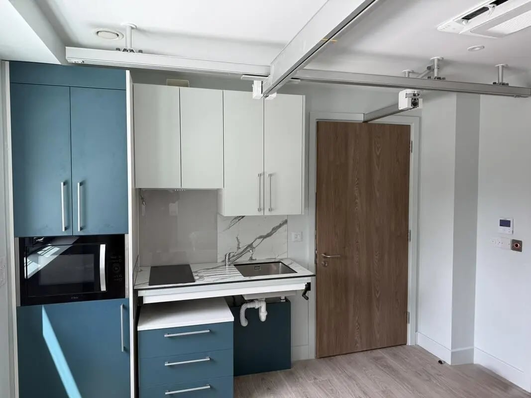 prong Suite (3)