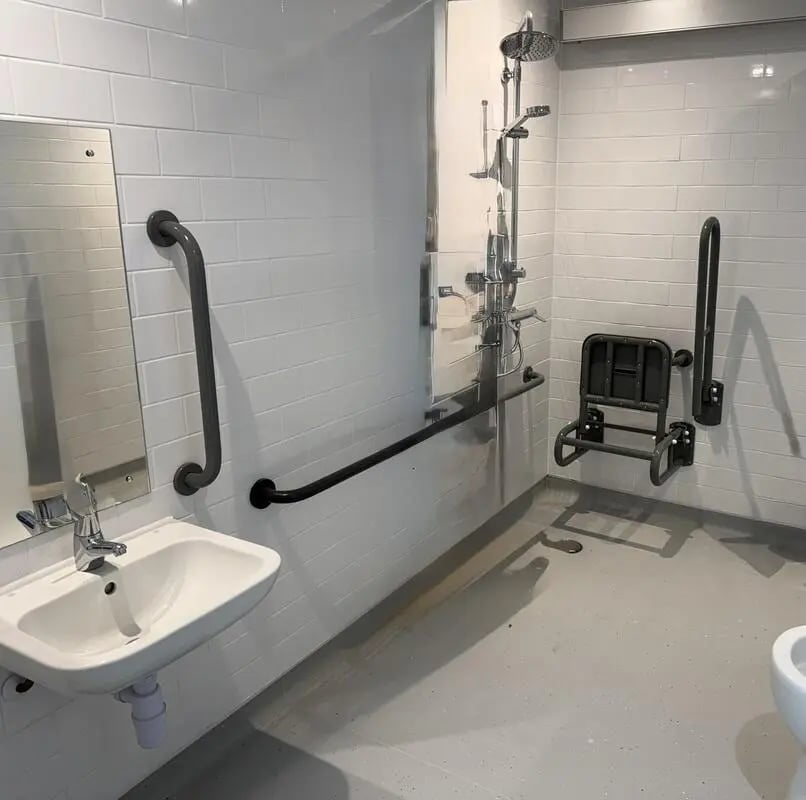 prong Suite (5)