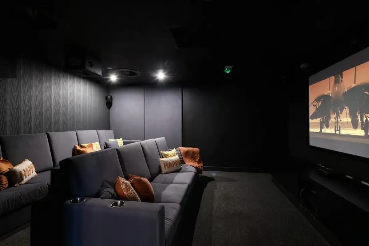 pro-cinema-room