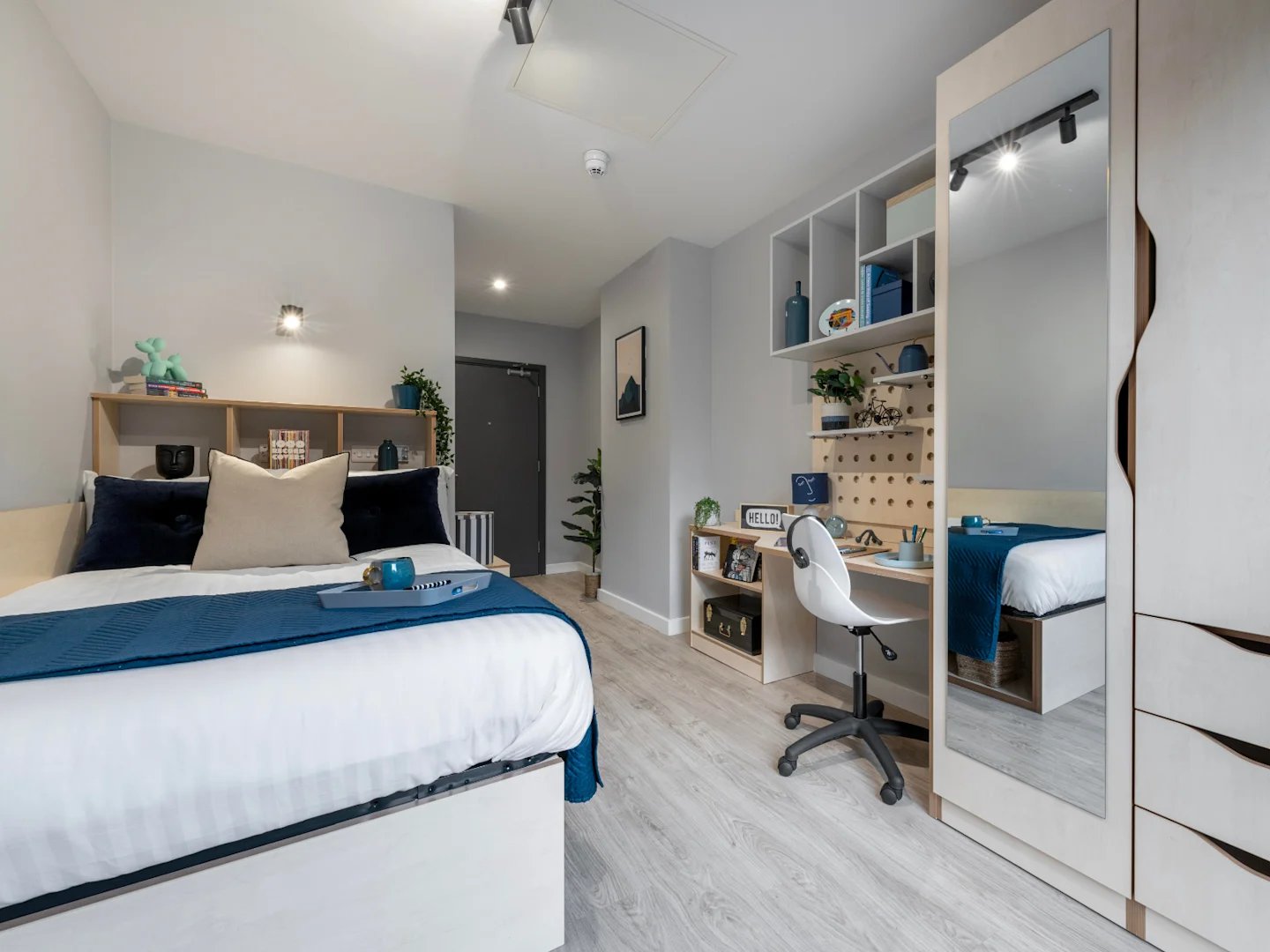 Bed desk shelves and mirror bedroom at Alma Place in Belfast Student Accommodation