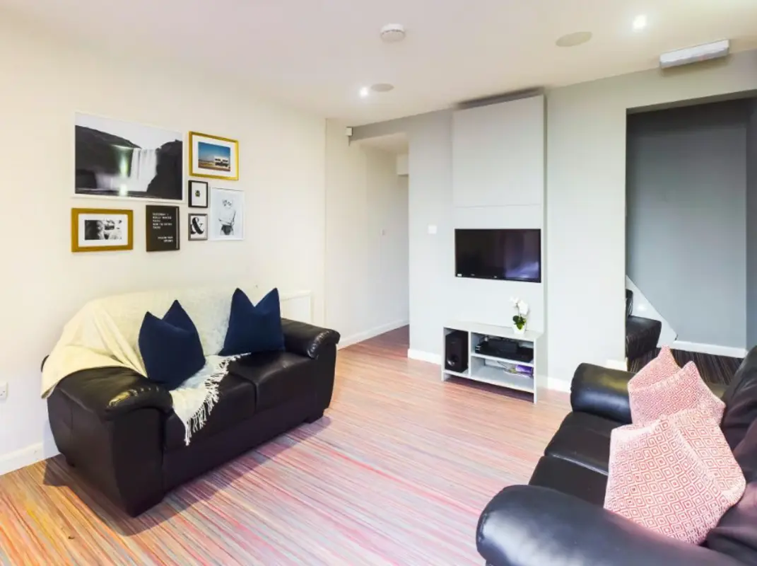23 Carlton Road