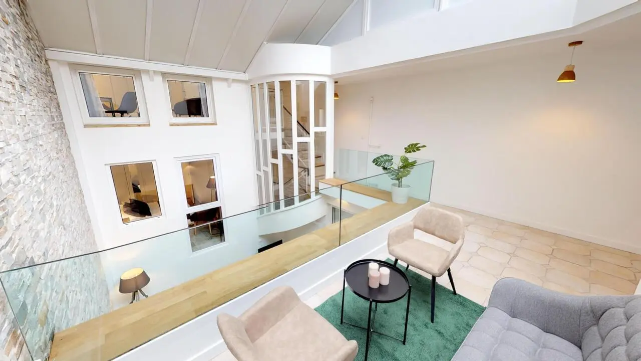 Lovely double bedroom near central Parc André Malraux