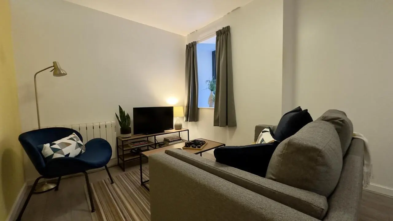 4 Bedroom House at Flat 8, 18, China Street