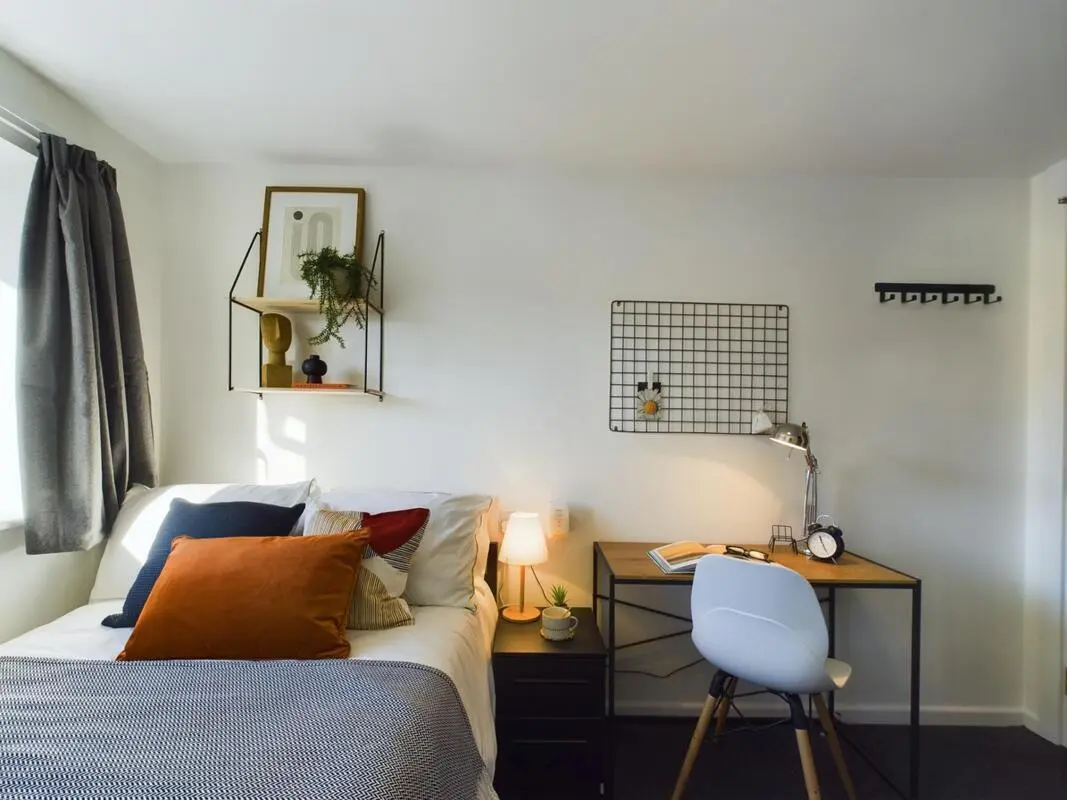 4 Bedroom House at 19, Brookside