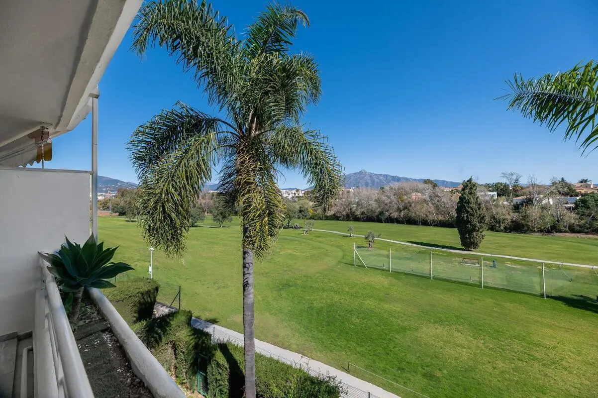 3-bedroom apartment, with outdoor area