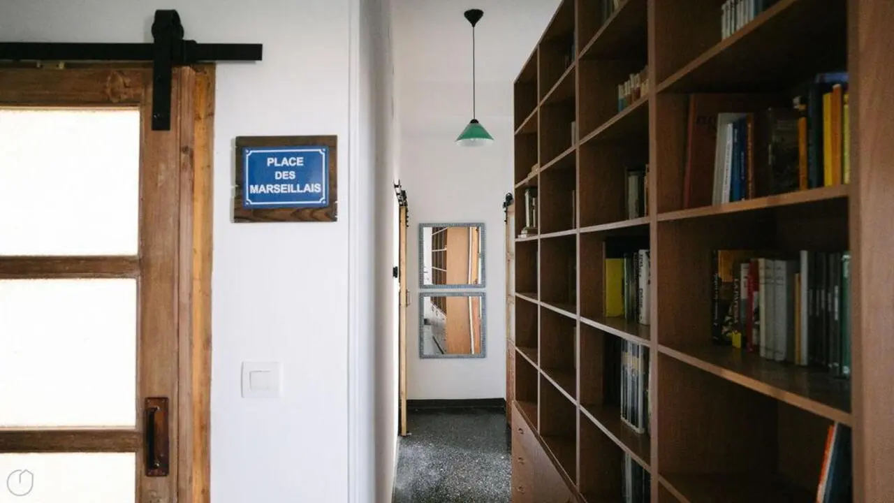 Welcoming 2-bedroom apartment near the Albenga train station