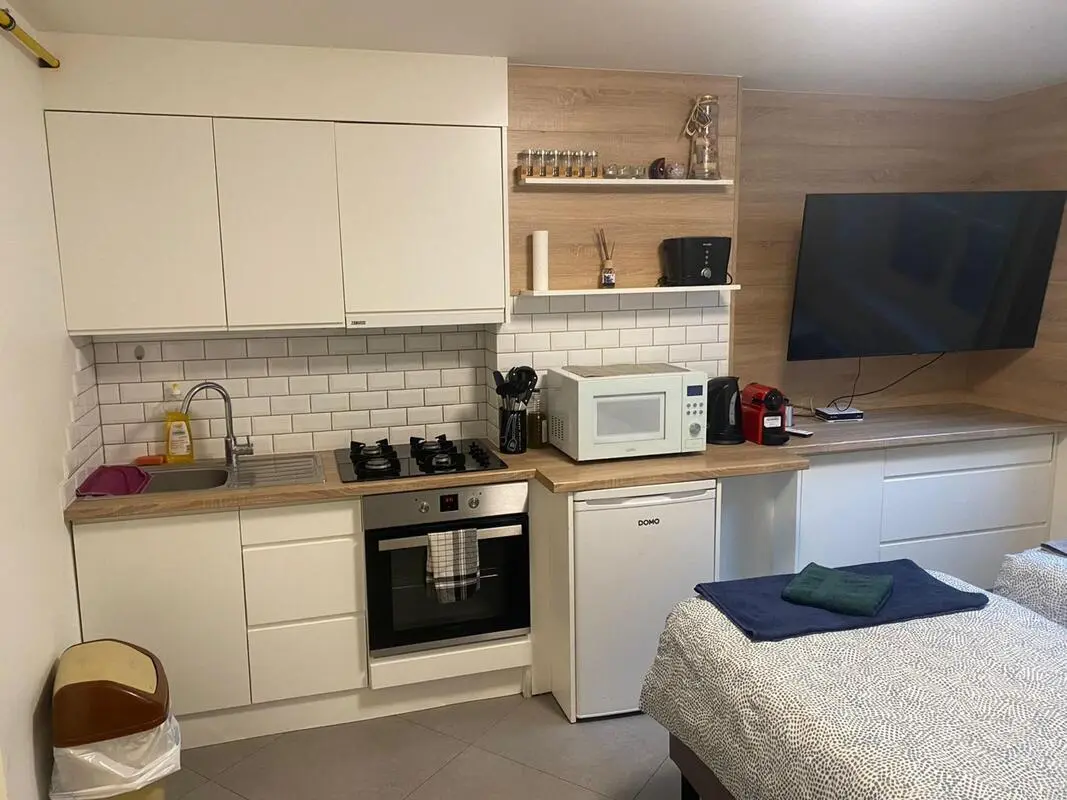 Inspiring Studio close to  Forest Park