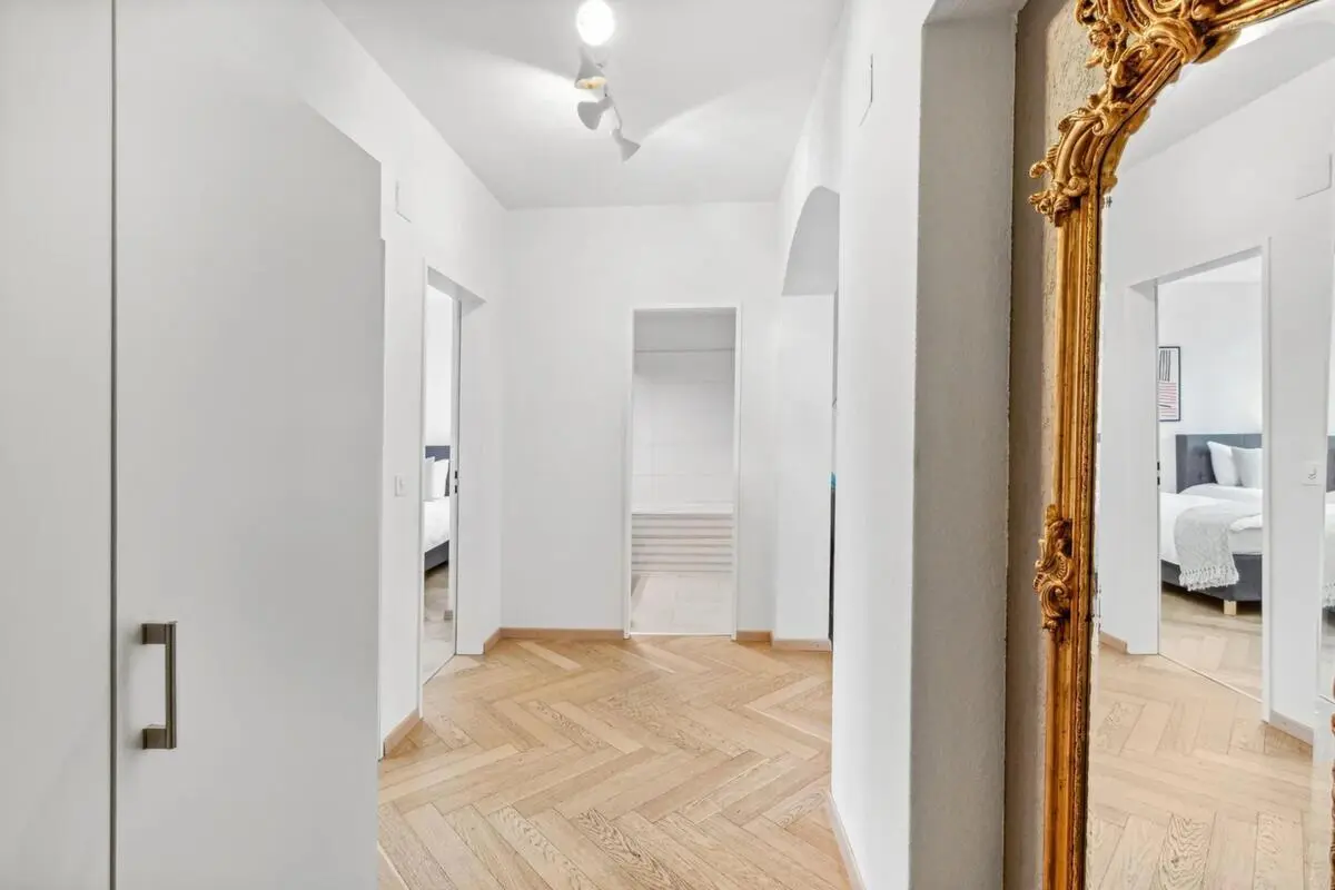 Modern 2 bedroom apartment in Hardbrücke