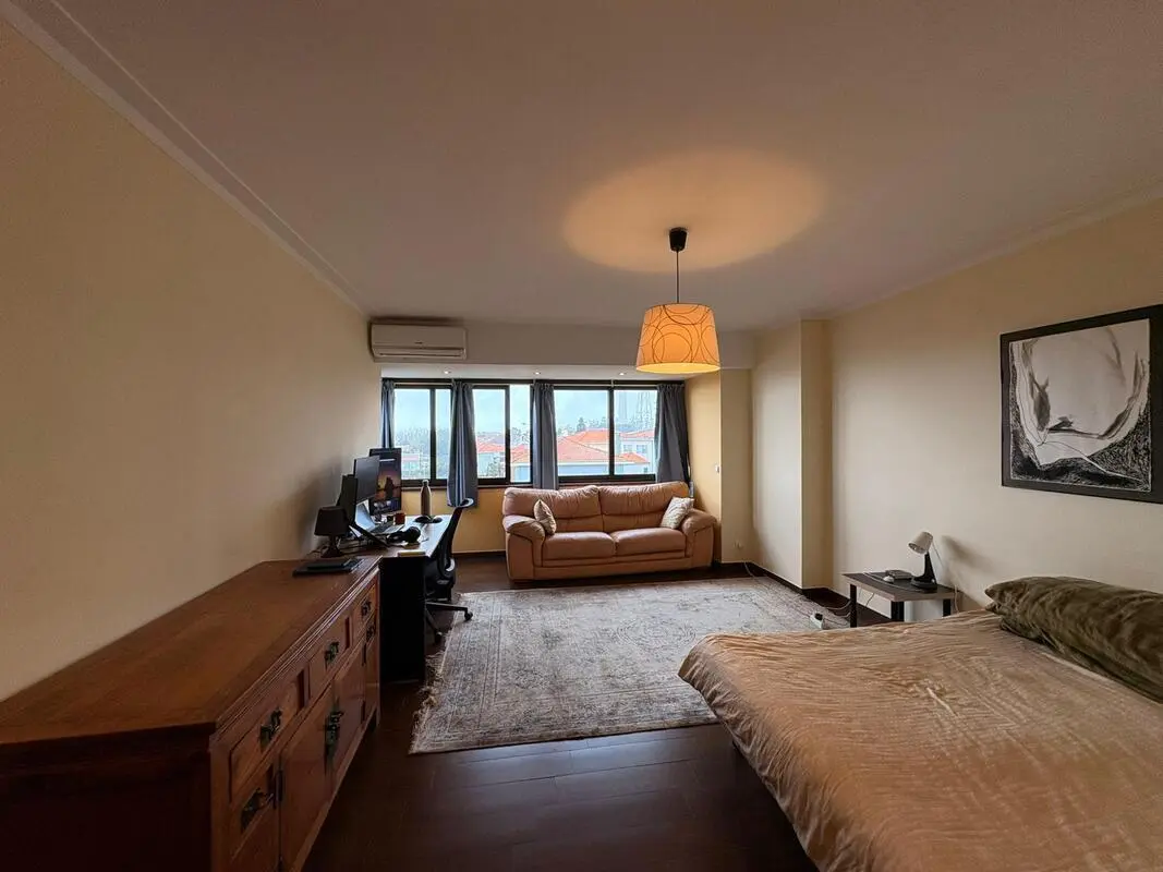 Private room with working area