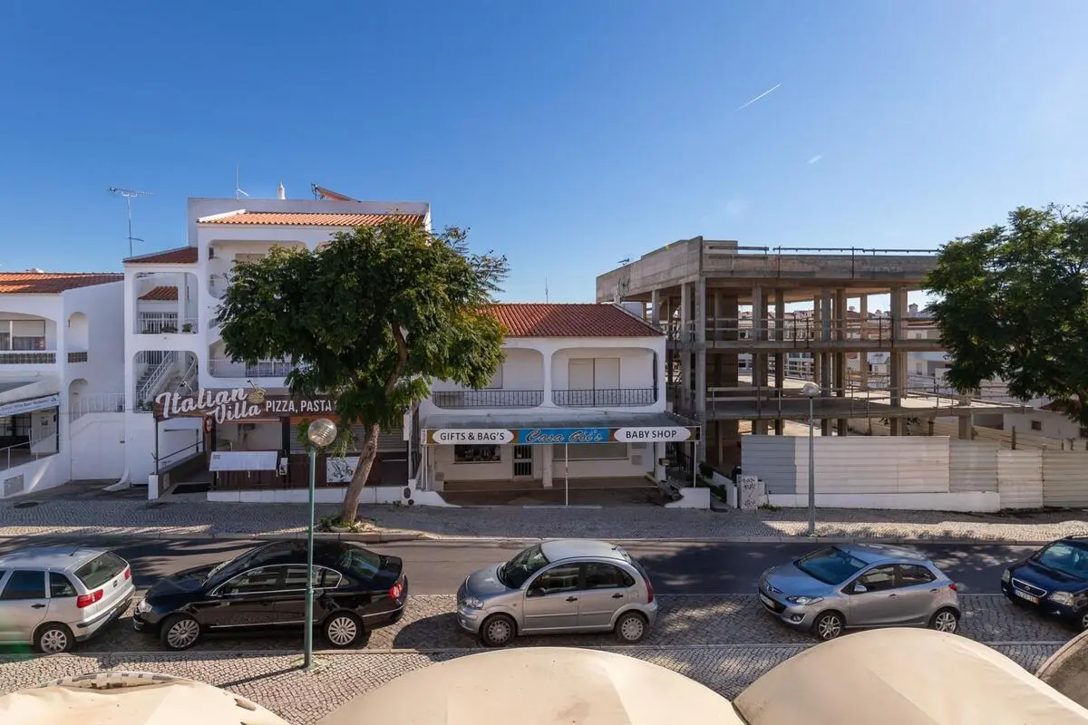 Homely 2-bedroom flat in Albufeira