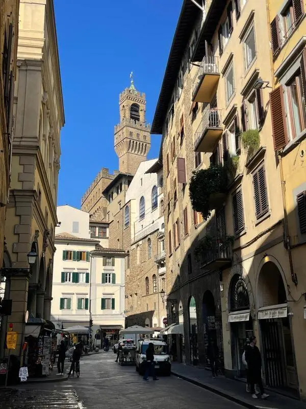 Modern 1-bedroom apartment in Florence