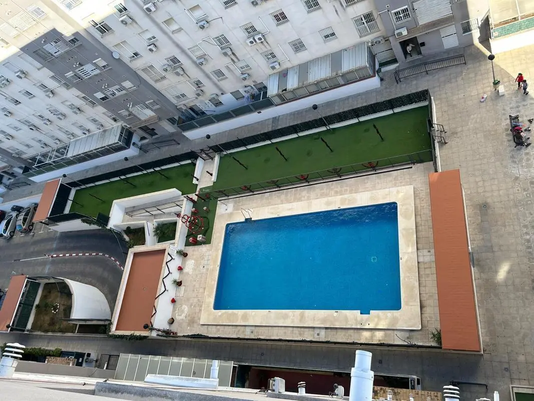 Sunny Single Bedroom close to Amate Park