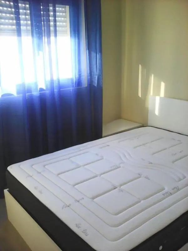 Comfortable double bedroom in a 4-bedroom apartment near ESTG