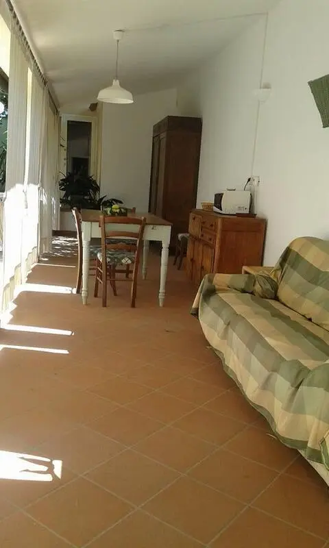 Cute 1-bedroom annex cottage, close to Porta Romana