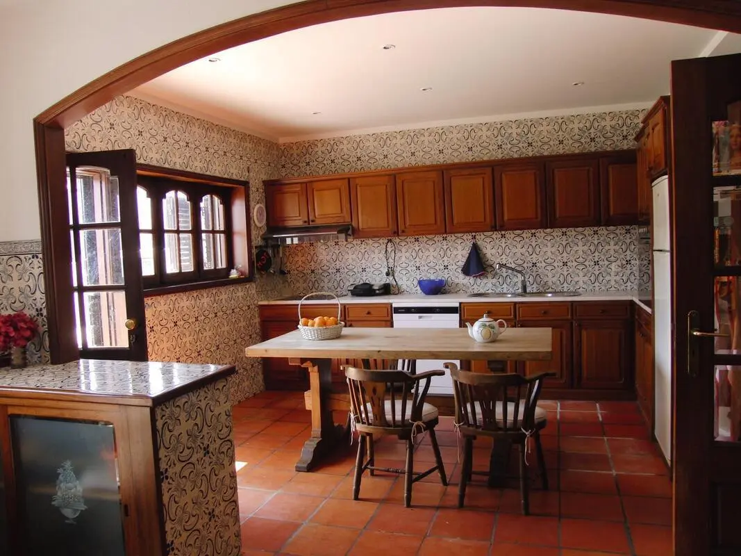 Great twin bedroom next to Praia de Miramar