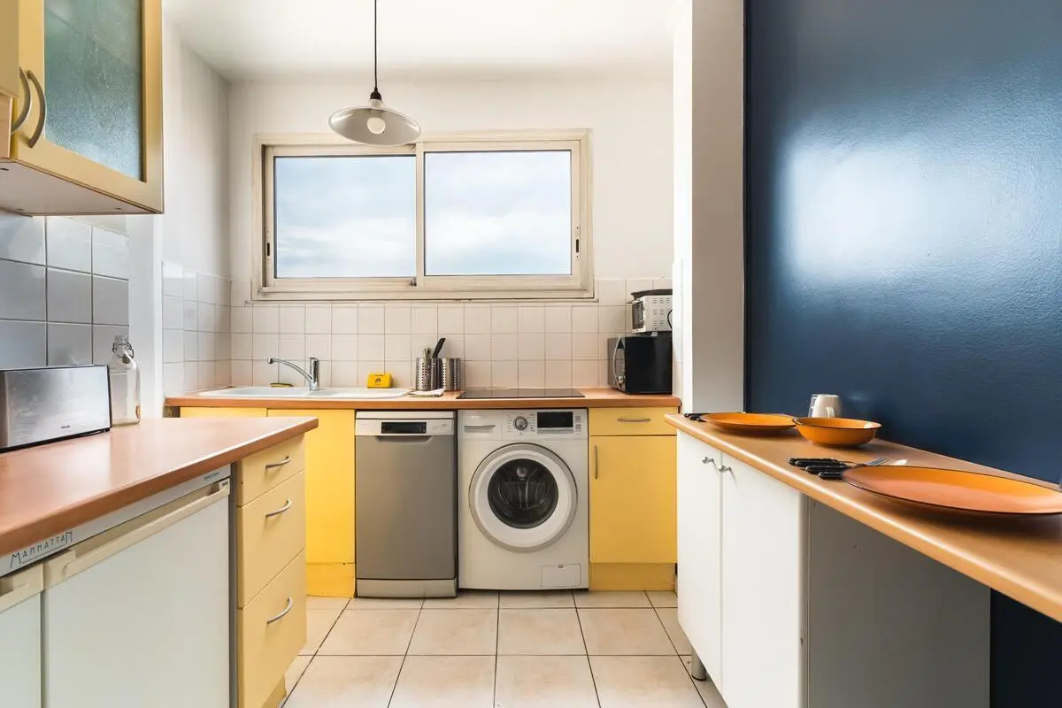 Alluring 2-bedroom apartment near Bourg-la-Reine train station