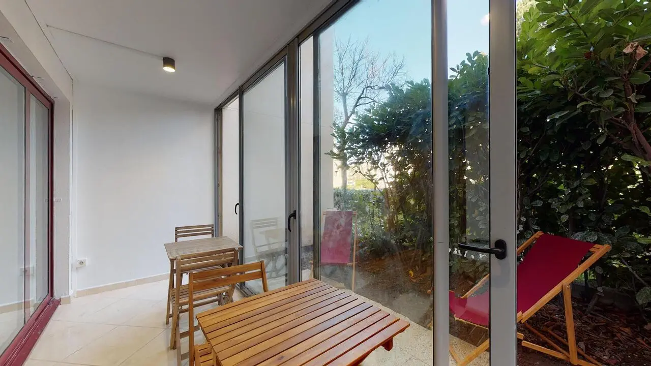 Welcoming double bedroom in Montigny-le-Bretonneux